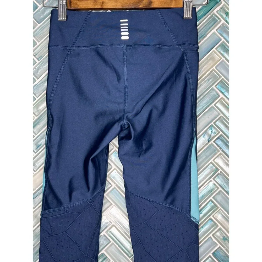 WOMENS UNDER ARMOUR NAVY BLUE HEAT GEAR‎ CAPRI COMPRESSION LEGGINGS PANTS XS